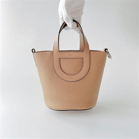 hermes chai tasche|Hermes In The Loop 18 Bag, Chai – Found Fashion.